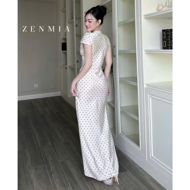 Váy lụa chấm bi đen size M - DT292