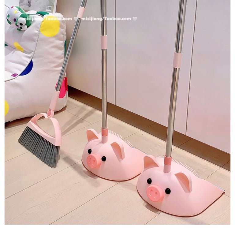 Bộ chổi hót rác heo hồng dễ thương