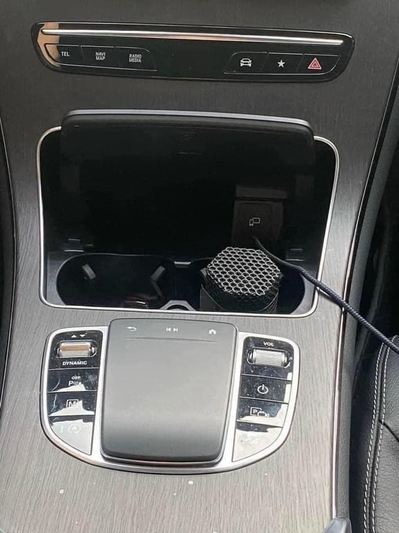 khử mùi khan tre chống say xe cho ô tô