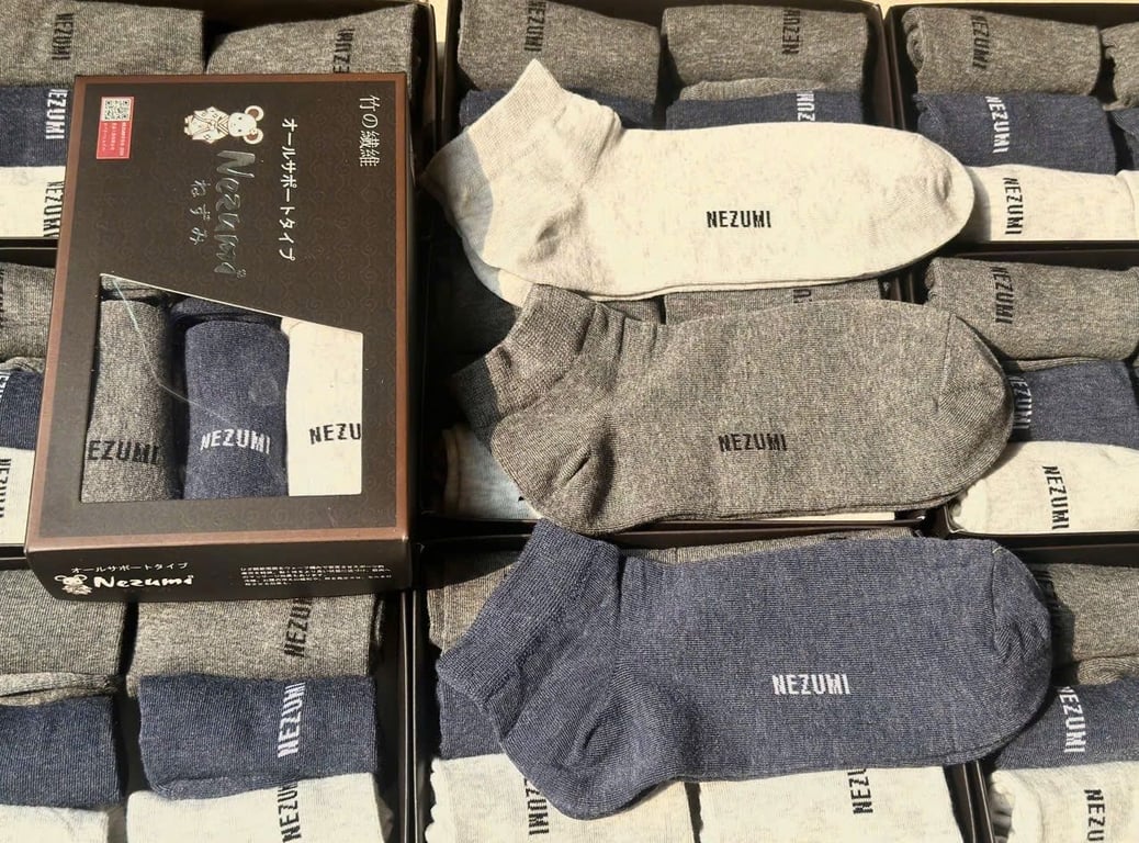 TẤT NEZUMI NHẬT BẢN