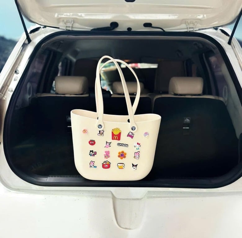 𝐓𝐮́𝐢 𝐧𝐡𝐮̛̣𝐚 𝐜𝐫𝐨𝐬𝐬