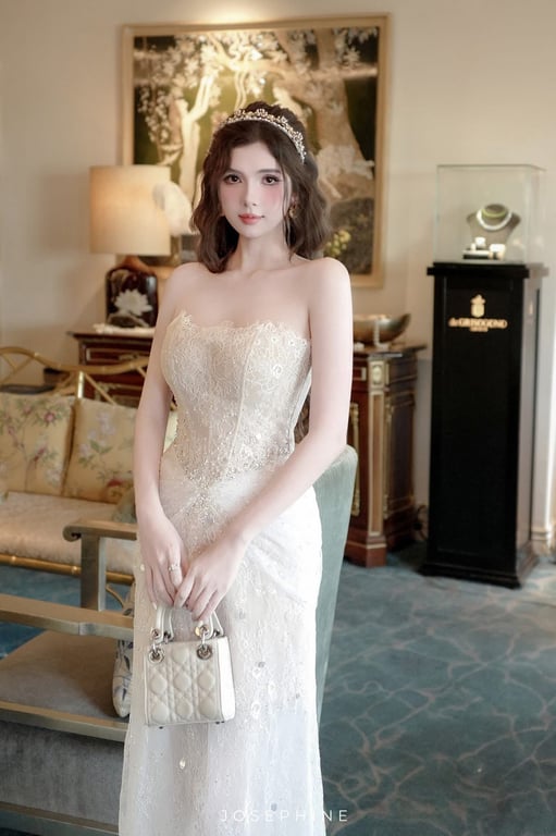 JOSEPHINE M