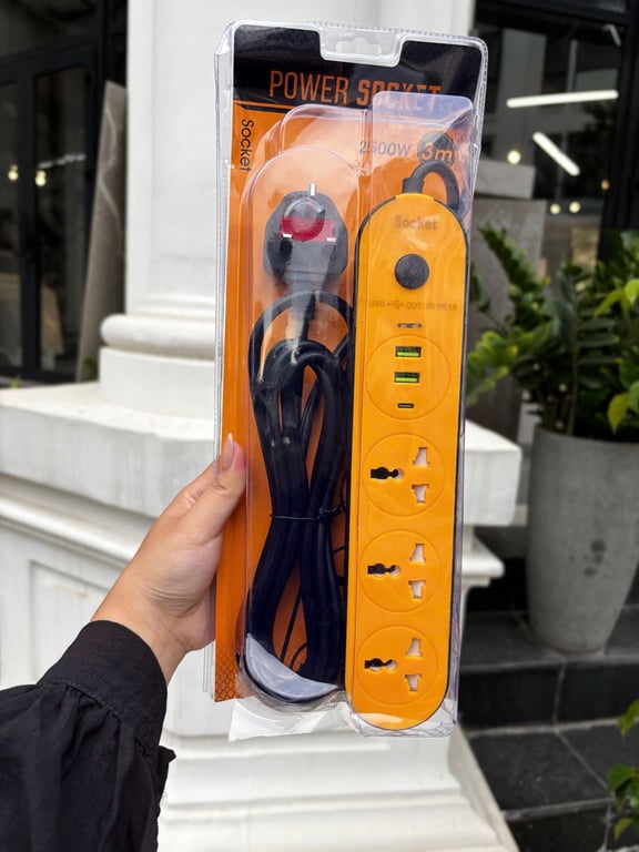 Ổ CẮM ĐIỆN ĐA NĂNG 2500W – DÂY 3 MÉT