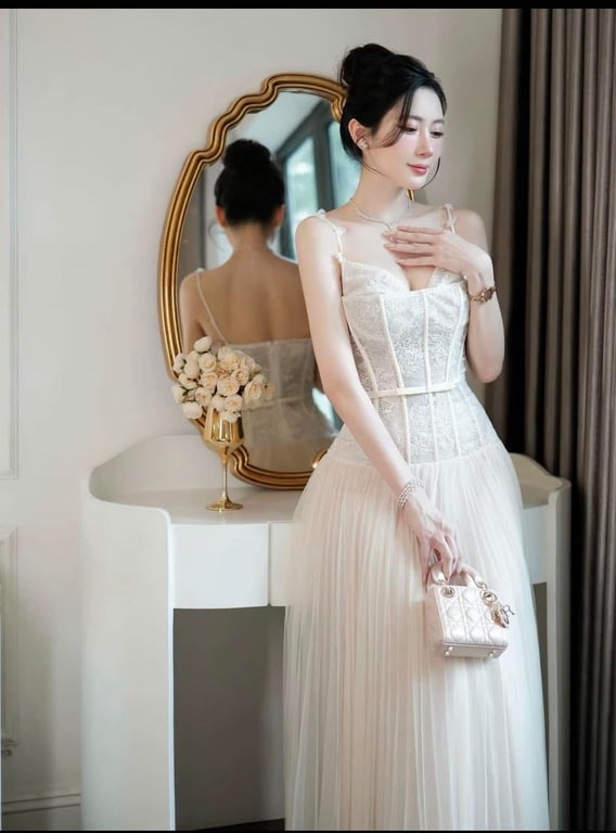 Đầm thiết kế nơ eo Chouchou ( size s )