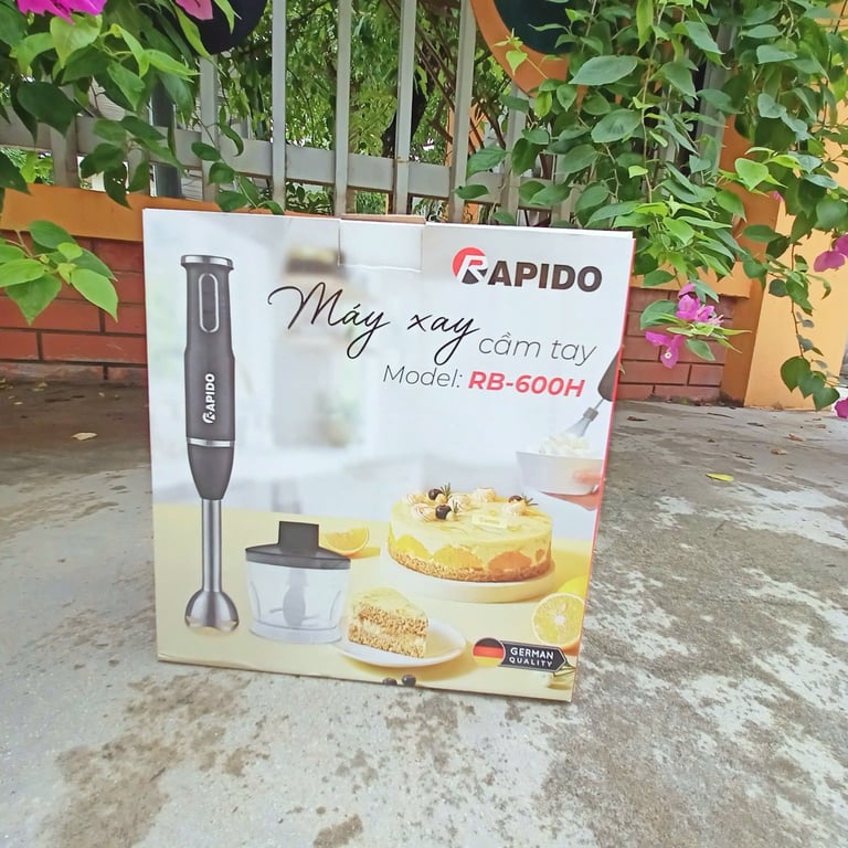 Máy xay cầm tay đa năng Rapido RB-600H