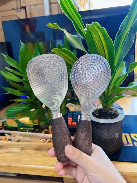 Set 2 Muôi cơm inox cán gỗ