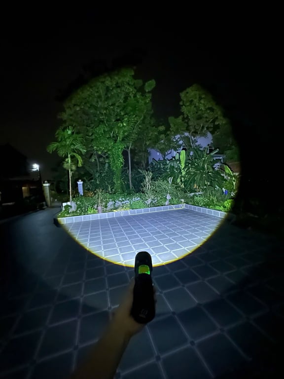 Đèn pin Luminous X34 – Eisbar Germany