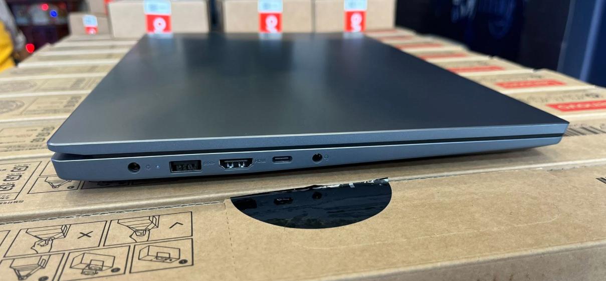 Laptop Lenovo V15 G4 AMN (R5 7520U/ 16GB/ 512GB SSD/ 15.6 inch FHD/ Win11/ Grey/ 2Y)