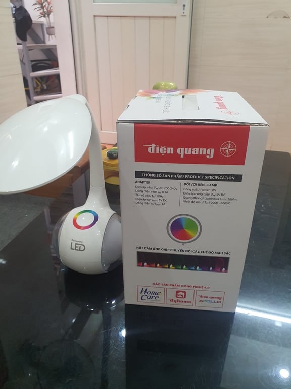 Đèn bàn LED bảo vệ thị lực Điện Quang ĐQ LDL06