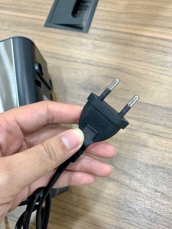 MÁY ĐÁNH TRỨNG CẦM TAY CHEFIO 500W