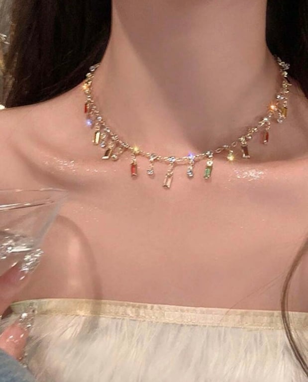 Dây chuyền nhiều màu