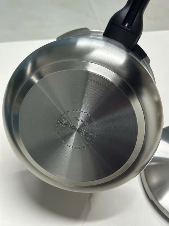 NỒI ÁP SUẤT CƠ INOX TEFAL SECURE 5 NEO 6L