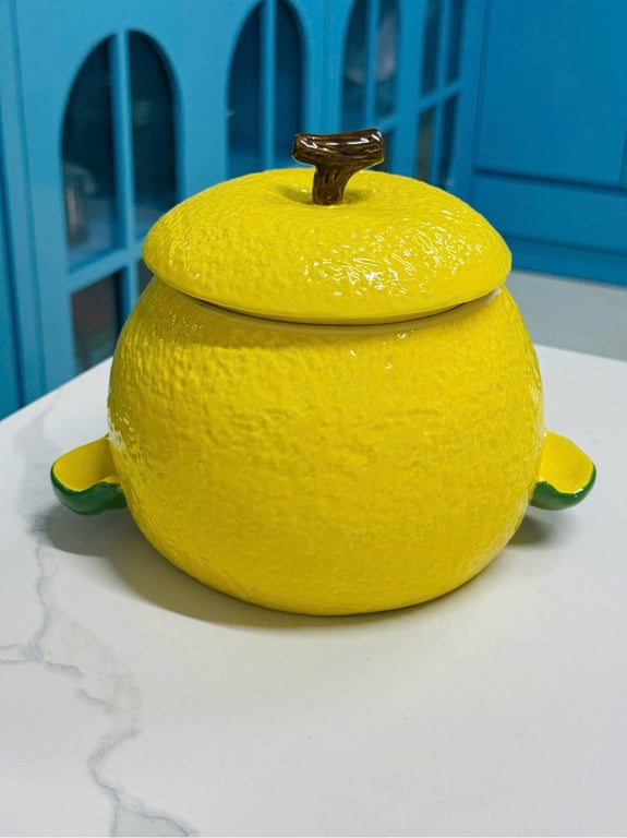 Em THỐ SỨ TRÁNG MEN VÀNG HÌNH QUẢ CAM 2.2L