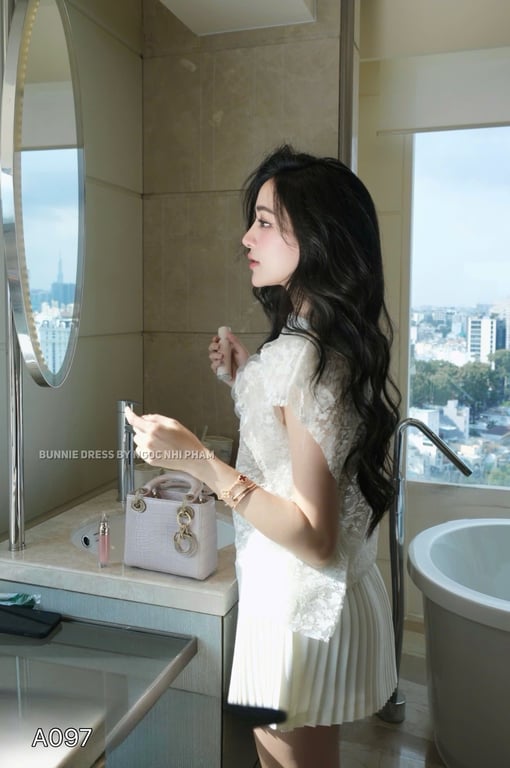 A097- set voan chân váy xếp li CHOUCHOU