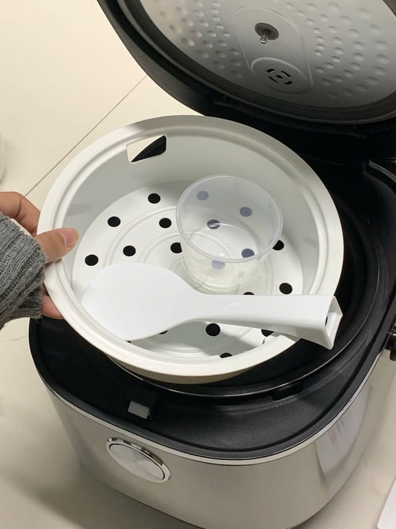 Nồi cơm điện tử Rapido 1.8L RC18D