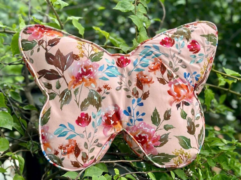 gối Dreamerhouse hình bướm vintage