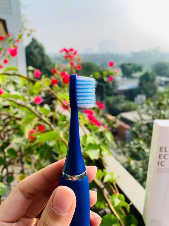 Bàn chải đánh răng điện dành cho trẻ em + 8 đầu bàn chải + sạc USB