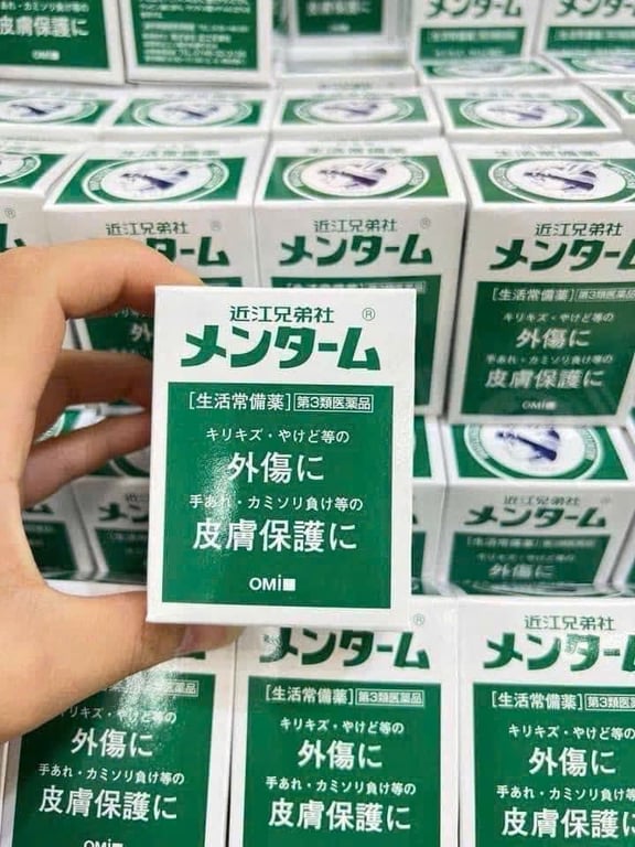 DẦU CÙ LÀ OMI MENTURM NHẬT