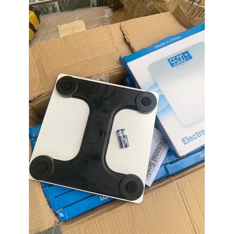 Cân điện tử KUROMI