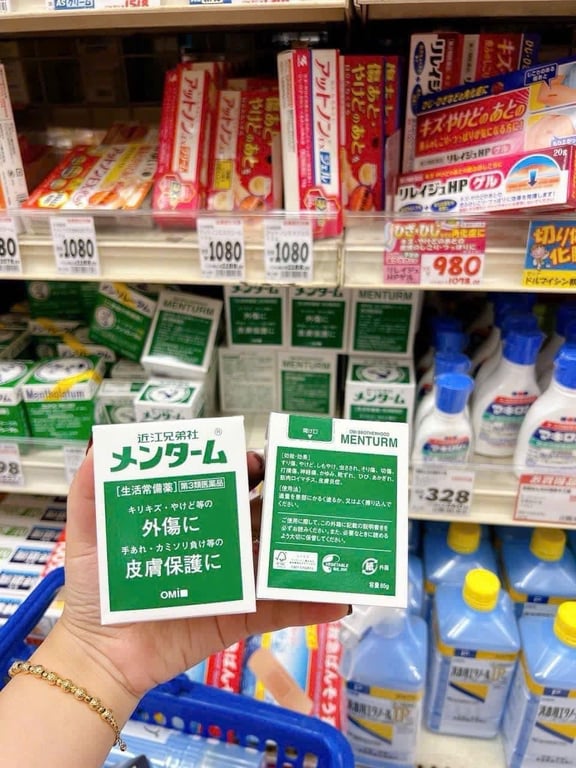 DẦU CÙ LÀ OMI MENTURM NHẬT