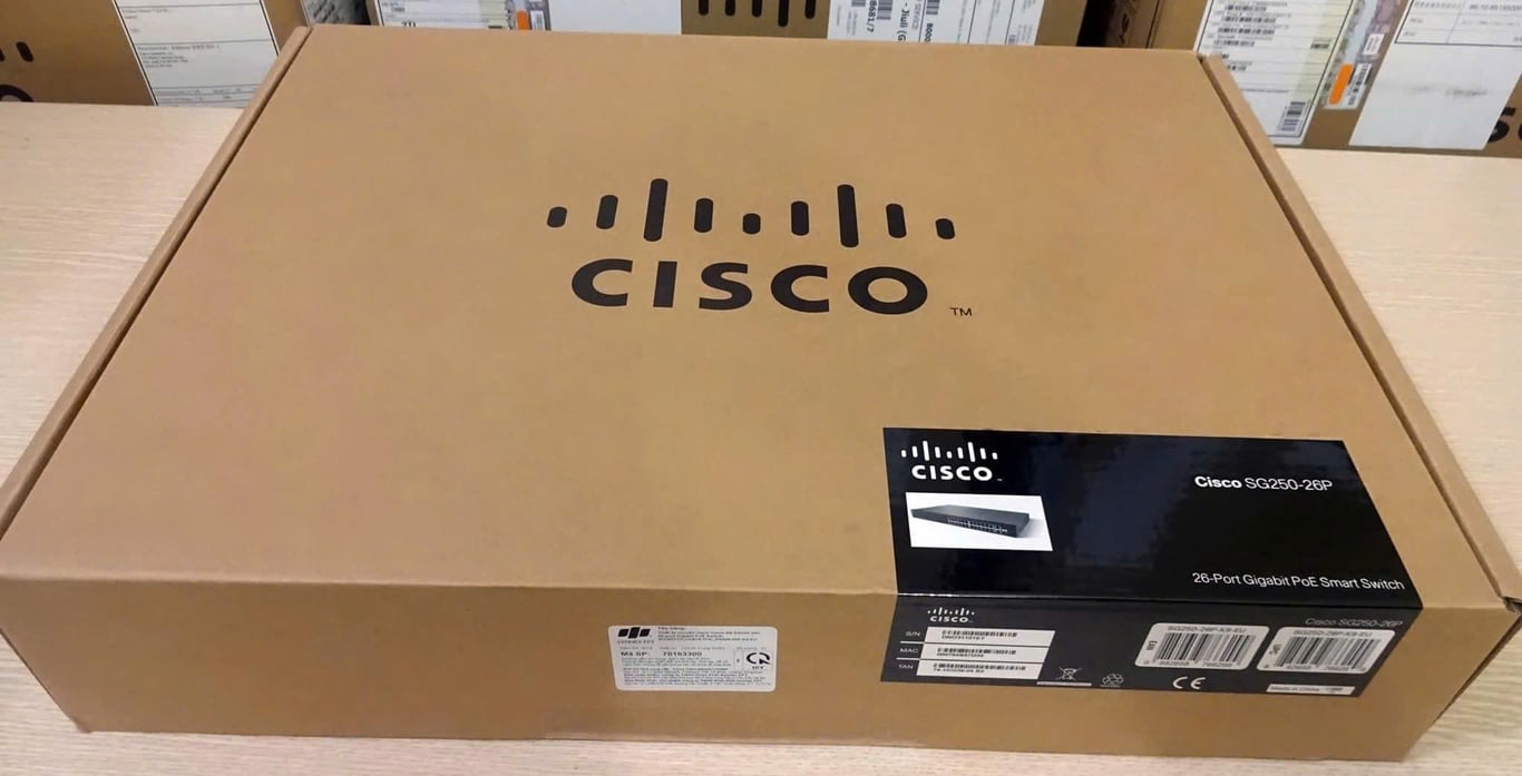 Thiết bị chia mạng Switch Cisco SG250-26P-K9-EU