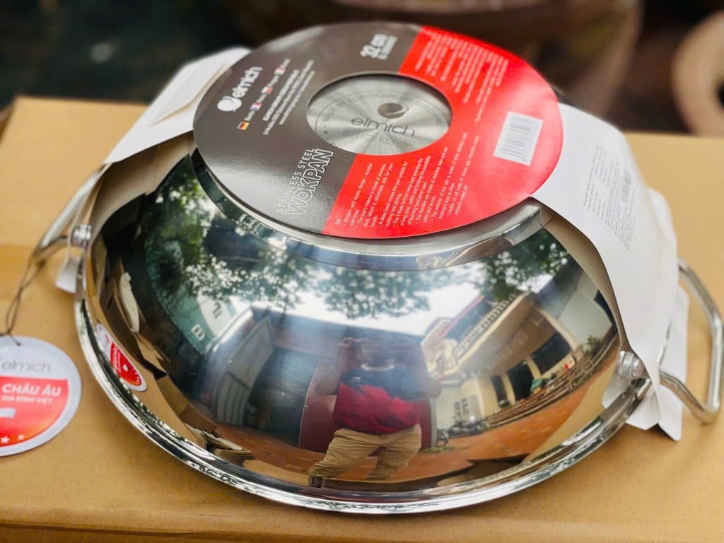 EL2850 - Chảo xào inox Elmich, size 32cm