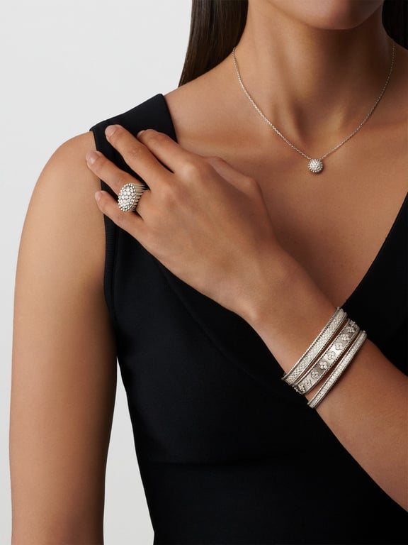 Perlée clovers bracelet, medium model (bản to)