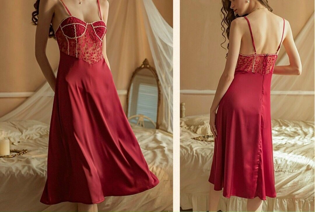 Váy hai dây hoạ tiết kim tuyến