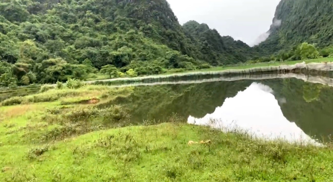 1048m2 có 300m2 thổ cư tại Lạc Thuỷ ,Hoà Bình