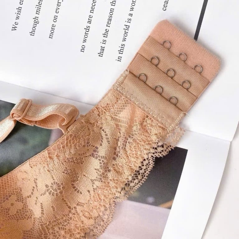 Áo Lót Xuất Nhật Đệm Mỏng Không Gọng Dáng Vát Ôm Ngực