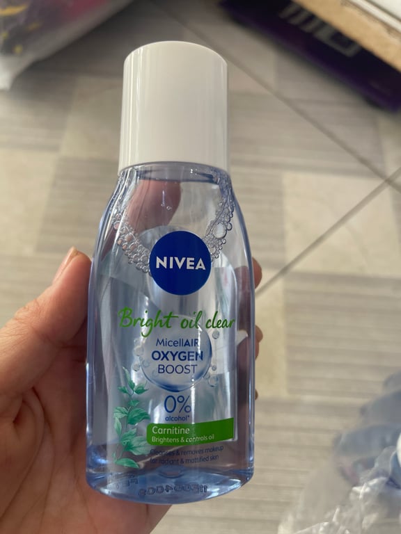 Tẩy trang nivea kiểm soát nhờn c/125ml lá xanh