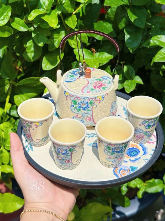 Set ấm trà cực xinh
