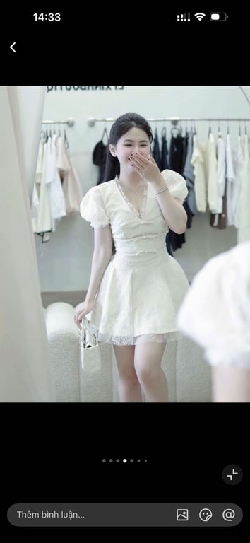 Váy ren kem cổ V tay bồng - sz S