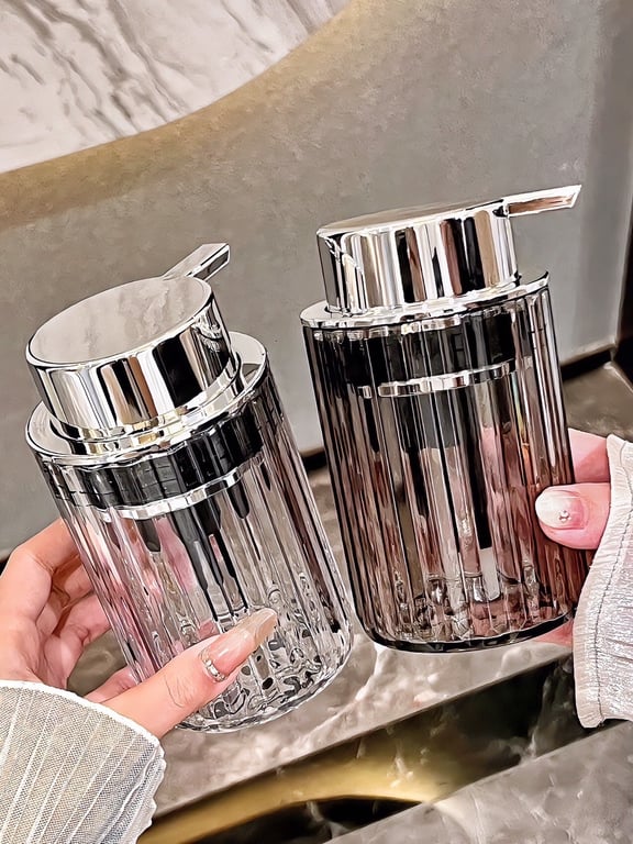 Chai Đựng Xà Phòng Rửa Tay Và Sữa Tắm Cao Cấp