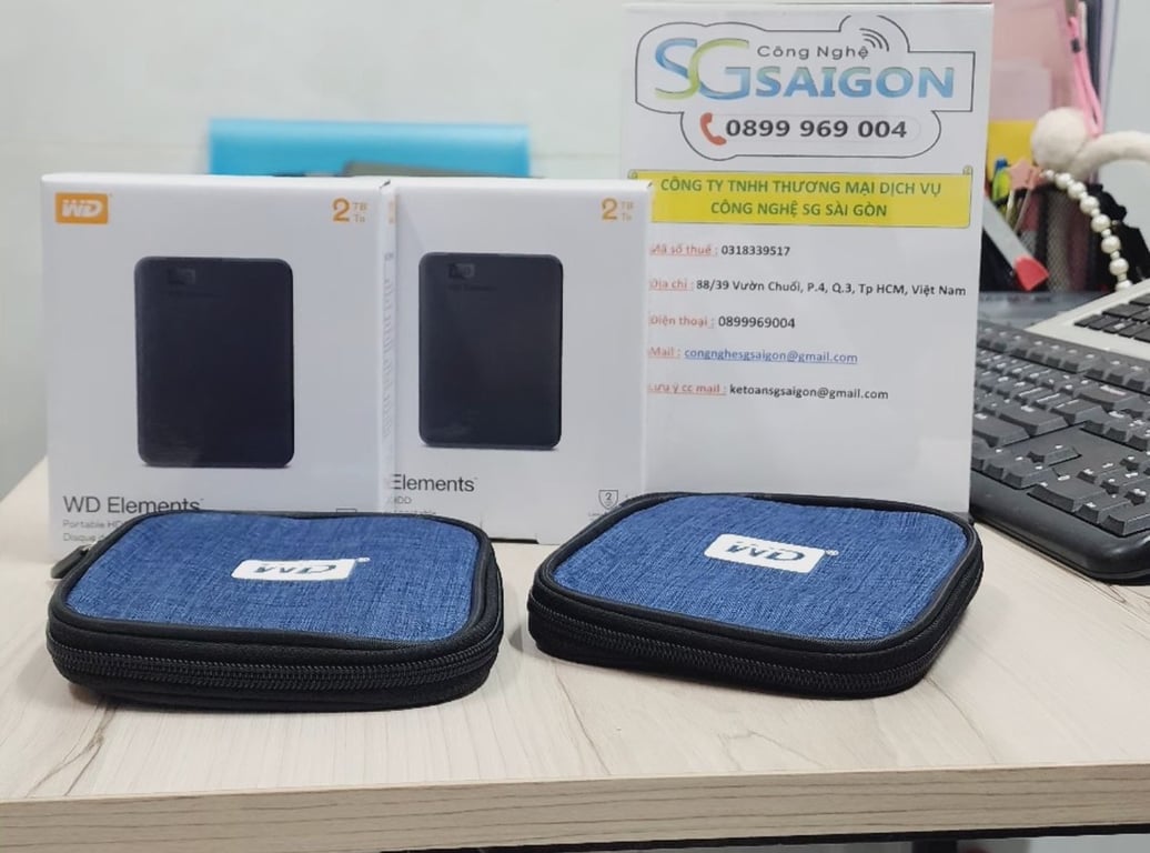 Ổ Cứng Di Động WD Elements Portable 2TB 2.5" USB 3.0 - WDBU6Y0020BBK-WESN (Đen) + Túi Chống Sốc