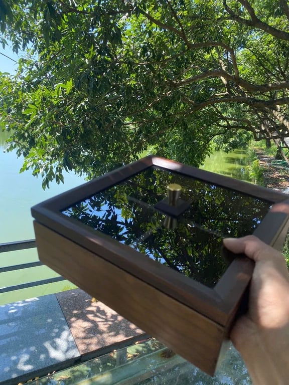 KHAY MỨT TẾT GỖ SỒI sơn inchem của Đức KÈM NẮP KÍNH bao đẹp bao xịn