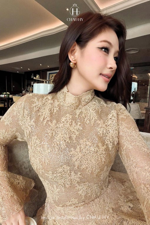 Đầm ren tay loe brand Châu Hy