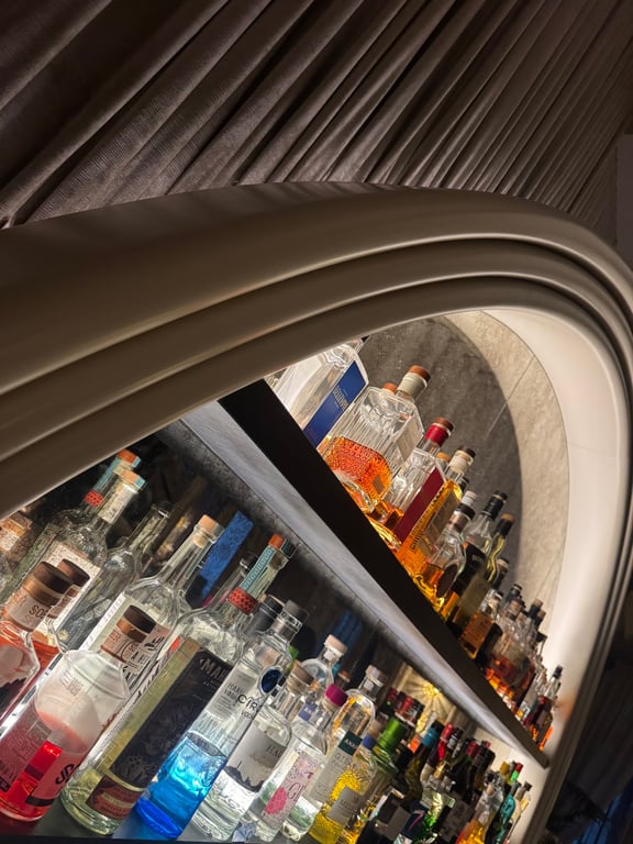 Cocktail au Bar Casa, Grand Hôtel Français, Bordeaux