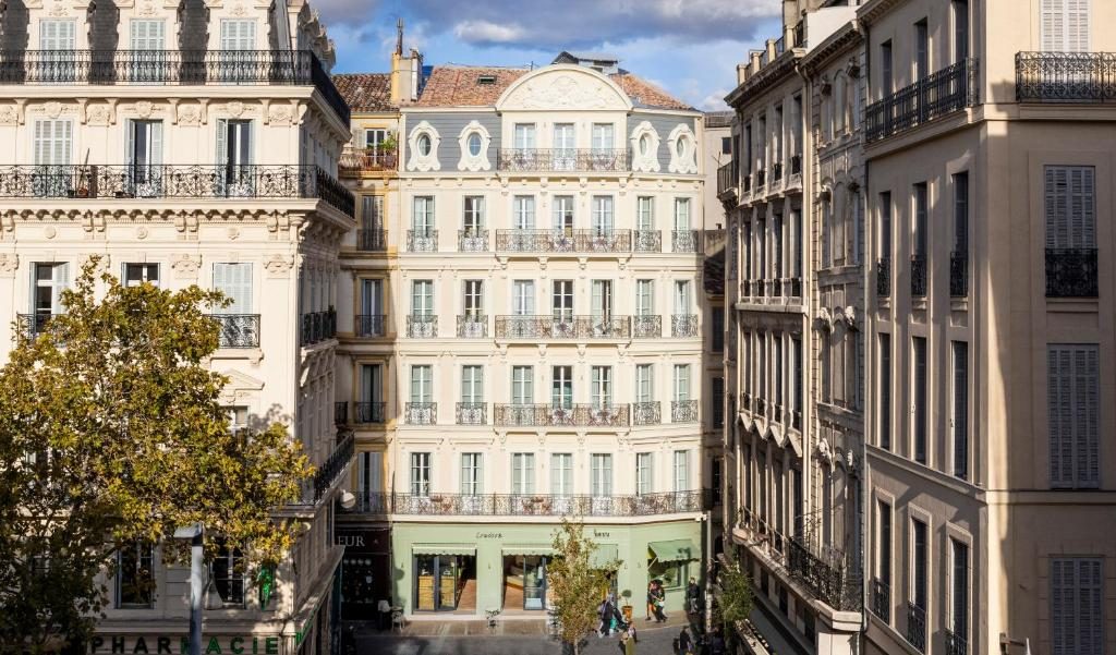 Chambre de l’hôtel Amista à Marseille