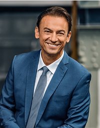 Portrait of Patrick Mendes