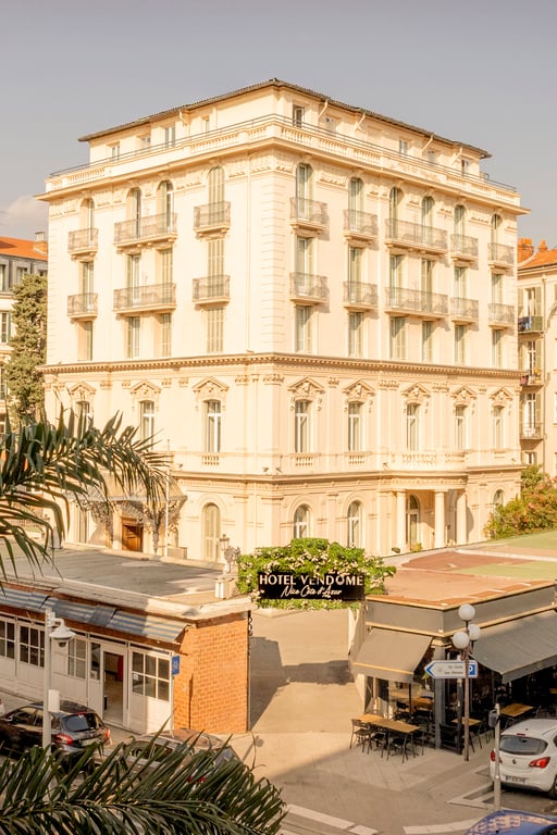 Façade de la maison Vendôme à Nice
