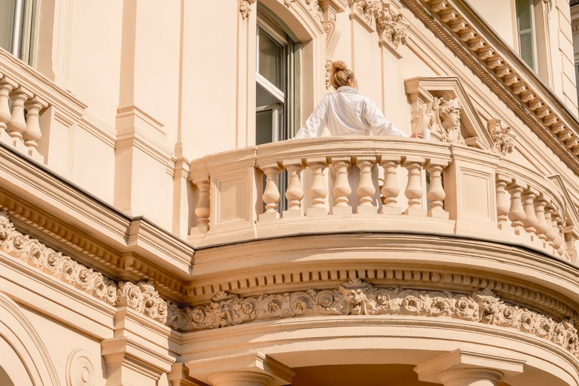 Vendôme, Nice: balcony on the Belle Époque façade