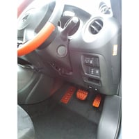 ジューク(F15)専用設計のアルマイト仕上げアルミペダルセット レッド - 2