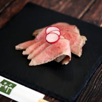 誕生日などの贈り物にピッタリ！　肉旨しみきやの特別ギフトセット　C（お肉・お惣菜） - 8