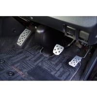 トヨタH200系ハイエース標準ボディ幅（ナロー）200V,201V,206V,200K,206K,AT専用設計アルミペダル3点セット - 2