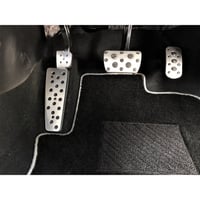 GR SPORT PRIUS PHV (ZVW52)専用アルミペダルのフットレストプレートとパーキングペダルカバーの２点セット - 4