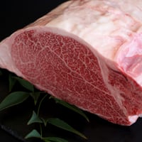 誕生日・お祝いなどの贈り物にピッタリ！　特選黒毛和牛　A4等級以上　ヘレステーキ（ヒレ肉）２枚入り（お肉） - 1