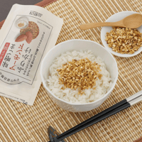 【完売御礼】サクサク食感がやみつき アーモンドふりかけ 味噌ごま／ラー油ごま ご飯のお供 - 2