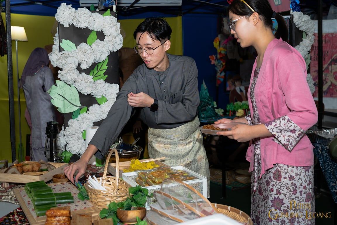 Families shared homemade dishes at our Open Day celebration.