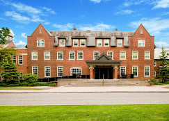 Ashbury College — international school in Ottawa, Canada